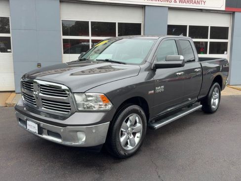 Used 2017 RAM 1500 Big Horn AWD/4WD image 2