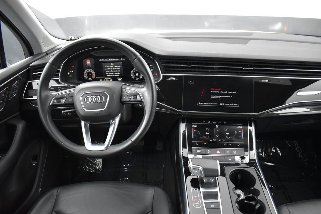 Used 2022 Audi Q7 3.0T Premium Plus w/ Premium Plus Package AWD/4WD image 12