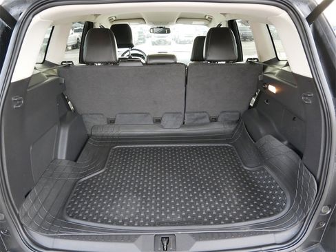 Used 2016 Ford Escape Titanium image 10