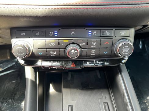 Used 2023 Dodge Durango R/T RWD image 45
