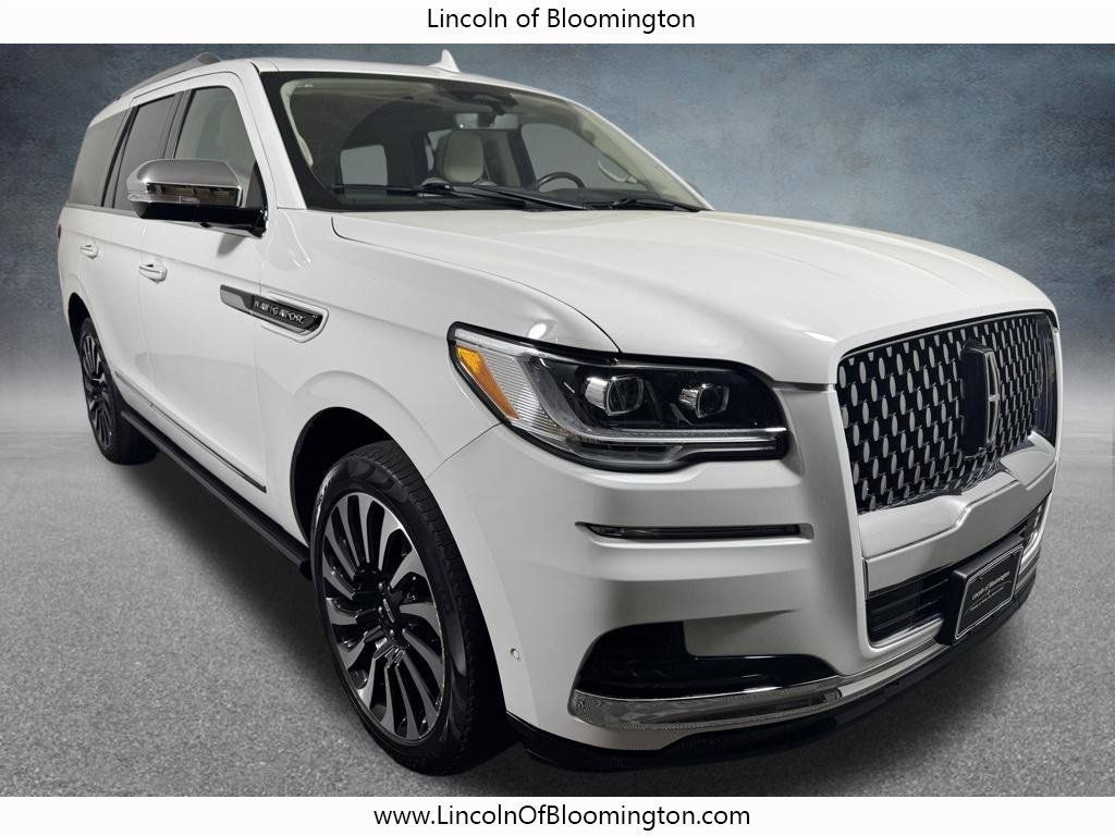 Certified 2023 Lincoln Navigator Black Label AWD/4WD image 10