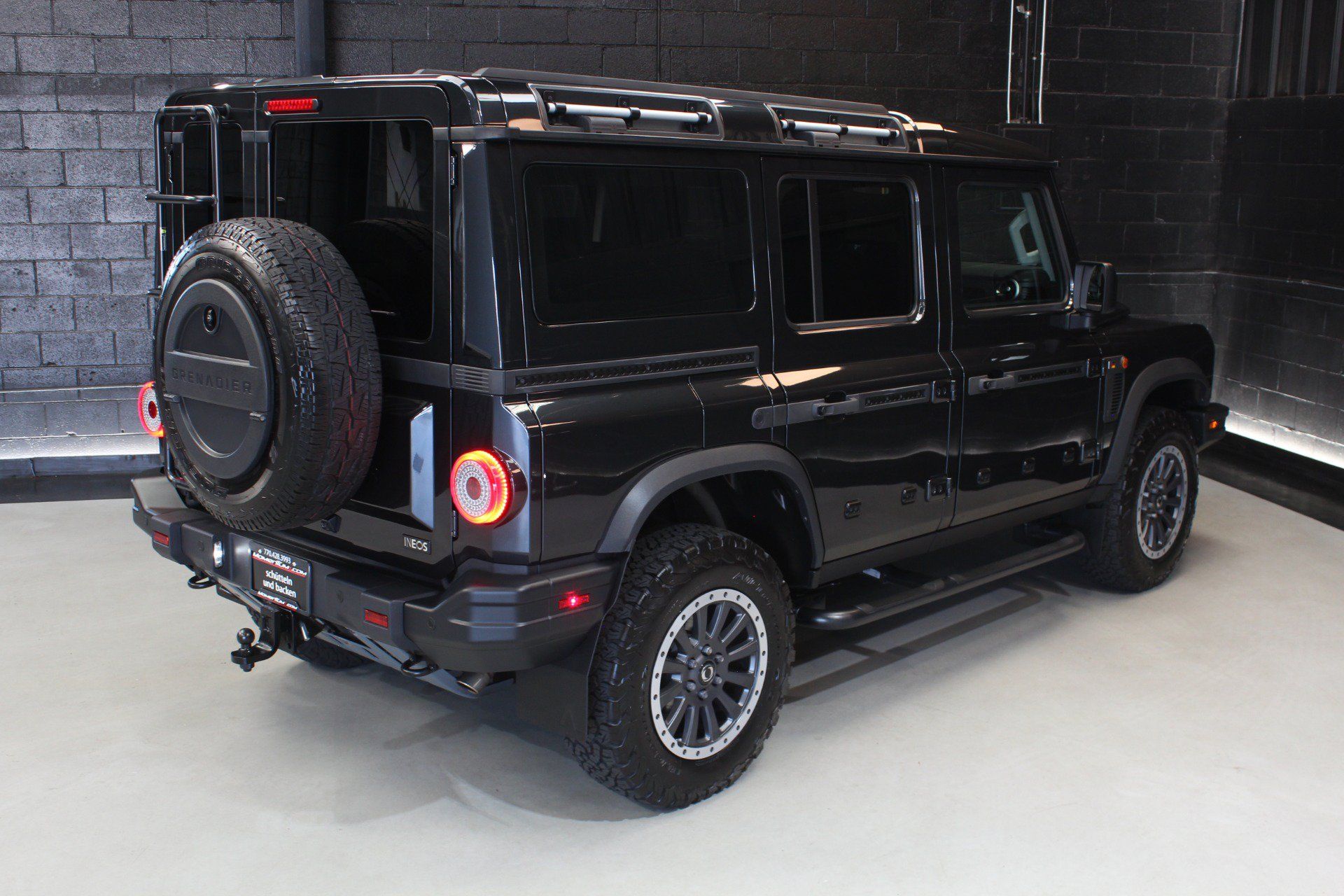 Used 2024 INEOS Grenadier Station Wagon AWD/4WD image 20