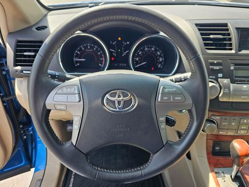 Used 2008 Toyota Highlander Limited AWD/4WD image 22