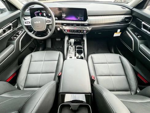New 2025 Kia Telluride EX image 13