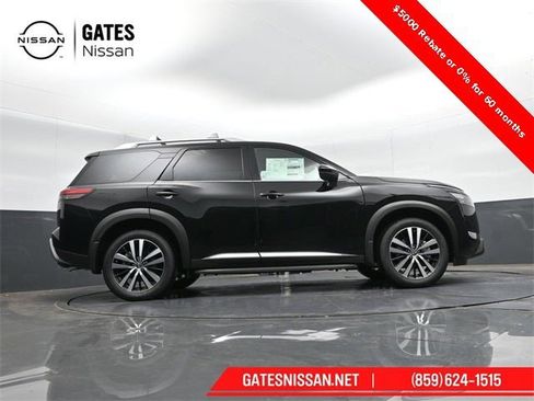 New 2025 Nissan Pathfinder Platinum image 45