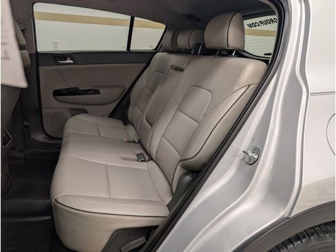 Used 2019 Kia Sportage EX AWD/4WD image 15