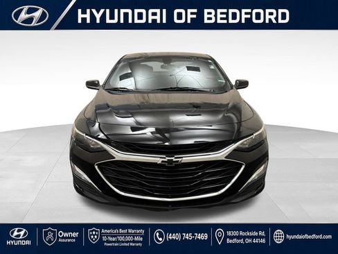 Used 2022 Chevrolet Malibu RS FWD image 2