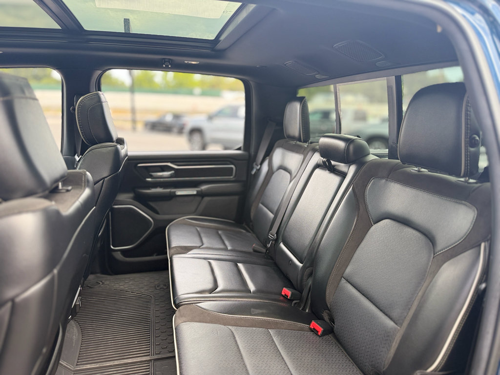 Used 2023 RAM 1500 Laramie RWD image 30