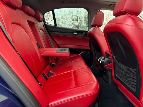 Used 2020 Alfa Romeo Stelvio AWD w/ Nero Edizione image 28