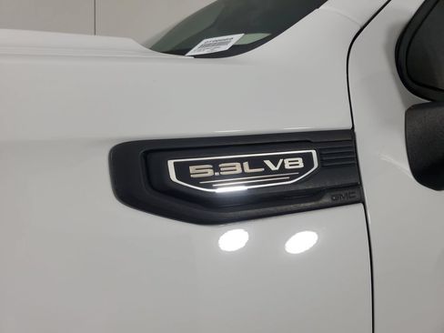 Used 2021 GMC Sierra 1500 Elevation w/ X31 Off-Road Package AWD/4WD image 11