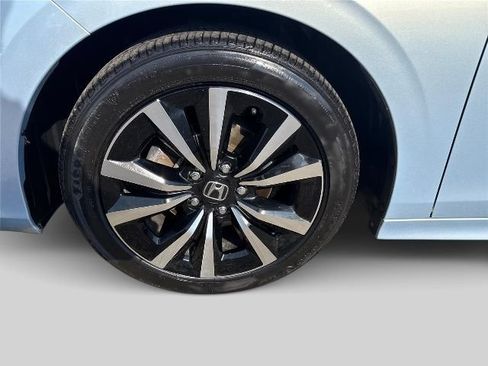 Used 2023 Honda Civic EX image 28