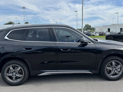 Used 2025 BMW X1 xDrive28i image 11