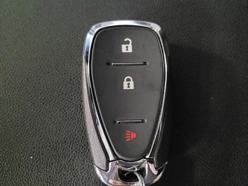 Used 2021 Chevrolet Equinox LS w/ LS Convenience Package FWD image 32