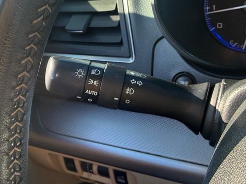 Used 2018 Subaru Outback 2.5i Premium image 29