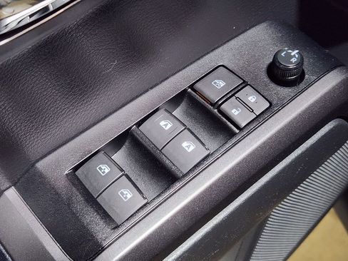 Used 2023 Toyota Tacoma TRD Sport image 44