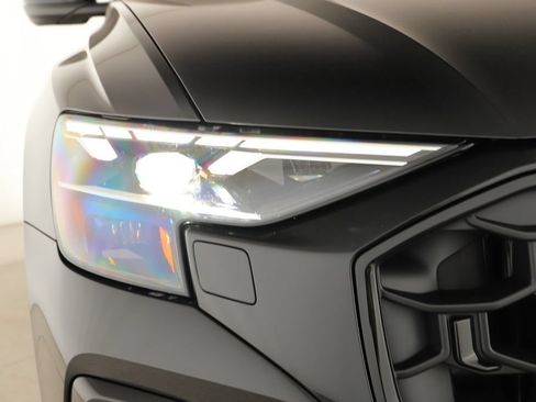 New 2026 Audi Q8 Premium Plus AWD/4WD image 36