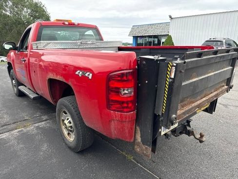 Used 2013 Chevrolet Silverado 2500 W/T w/ Snow Plow Prep Package AWD/4WD image 3