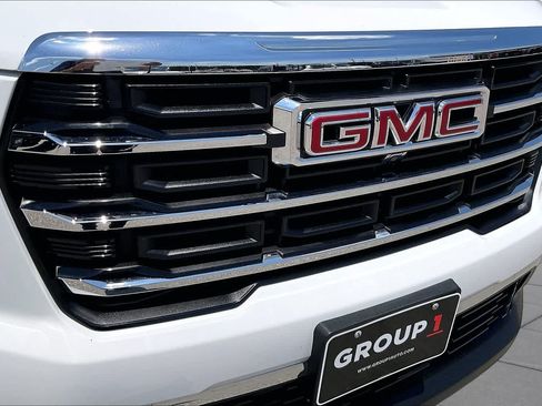 Used 2026 GMC Acadia Elevation w/ Elevation Premium Package AWD/4WD image 29