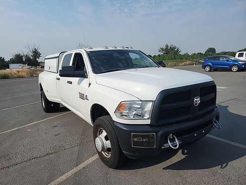 Used 2017 RAM 3500 Tradesman w/ Popular Equipment Group AWD/4WD image 2