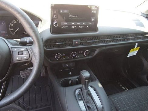New 2026 Honda HR-V LX image 13