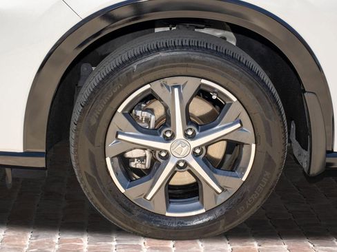 Certified 2024 Honda HR-V EX-L image 40
