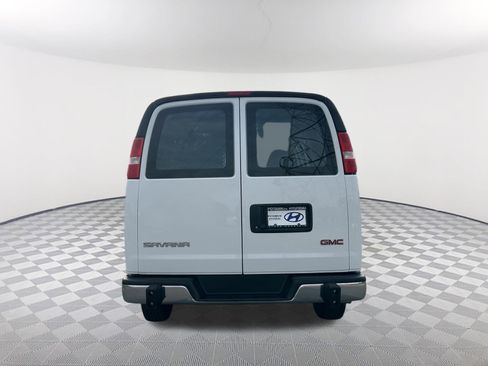 Used 2023 GMC Savana 2500 w/ Driver Convenience Package image 8