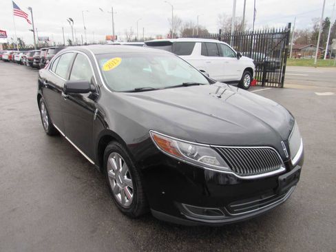 Used 2013 Lincoln MKS AWD image 3