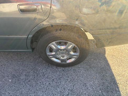 Used 2000 Toyota Camry LE image 13