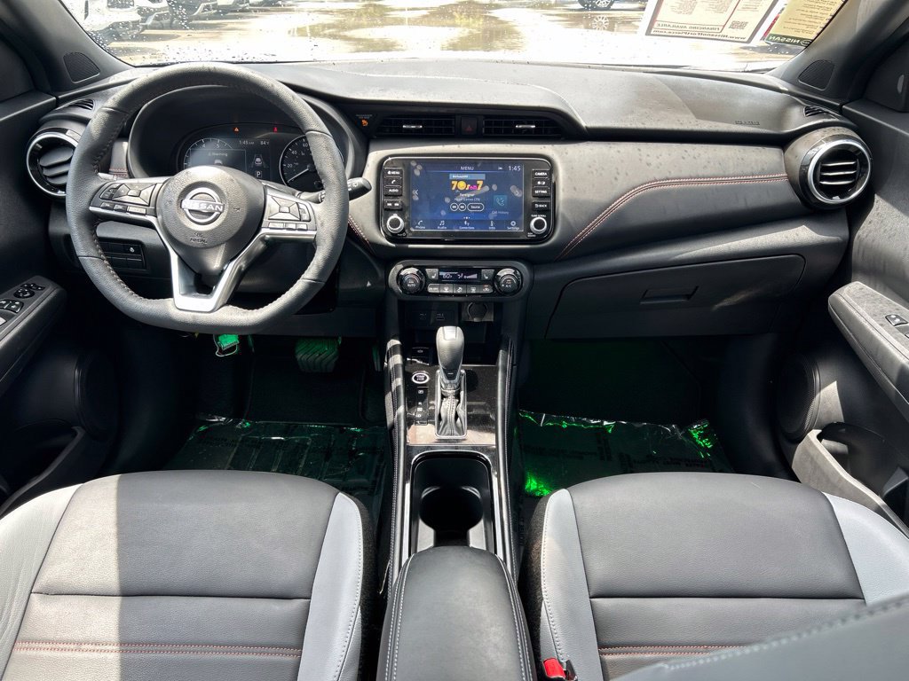 Certified 2024 Nissan Kicks SR w/ SR Premium Package FWD image 12