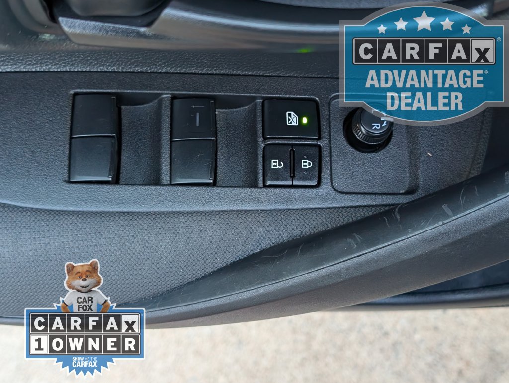 Used 2025 Toyota Corolla LE FWD image 15