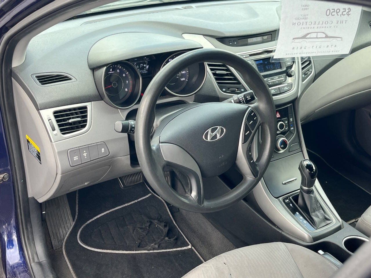 Used 2014 Hyundai Elantra SE FWD image 11