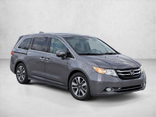 Used 2016 Honda Odyssey Touring image 3