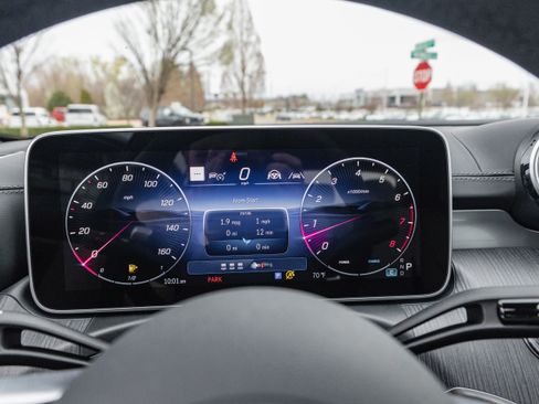 New 2026 Mercedes-Benz C 300 4MATIC Sedan image 34