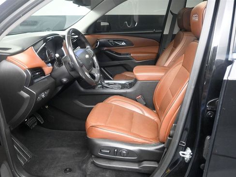 Used 2019 Chevrolet Traverse High Country AWD/4WD image 12