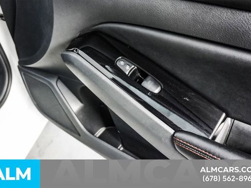 Used 2025 Nissan Altima 2.5 SR FWD image 42