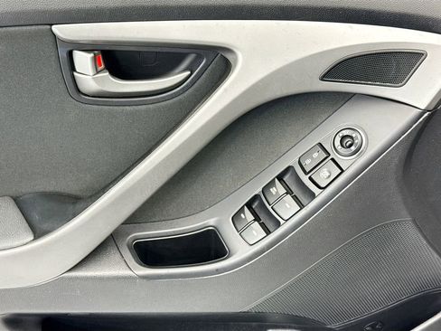 Used 2016 Hyundai Elantra Value Edition FWD image 21