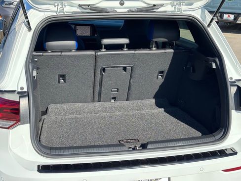 Used 2024 Volkswagen Golf R 2.0T image 27