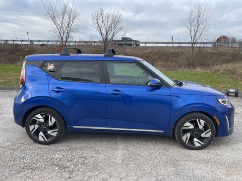 Used 2023 Kia Soul GT-Line w/ GT-Line Technology Package image 4