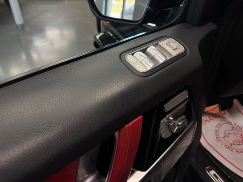 Used 2024 Mercedes-Benz G 550 image 14