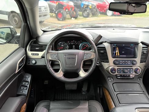 Used 2019 GMC Yukon XL Denali w/ Denali Ultimate Package RWD image 42