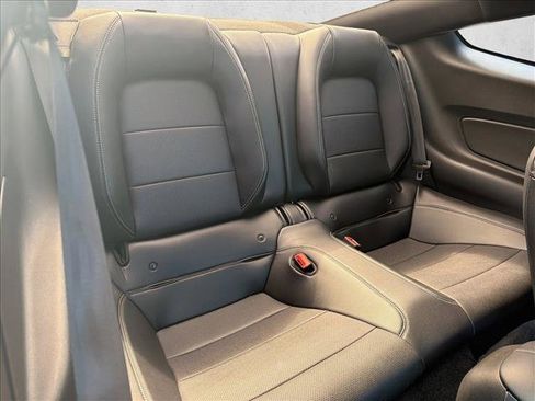 Used 2018 Ford Mustang GT Premium RWD image 20