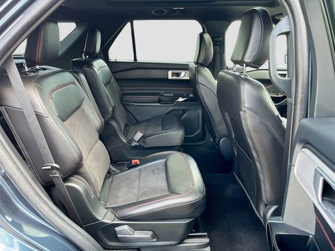 Used 2023 Ford Explorer ST-Line w/ Class IV Trailer Tow Package image 30