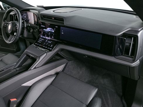 New 2026 Porsche Cayenne Electric AWD/4WD image 25