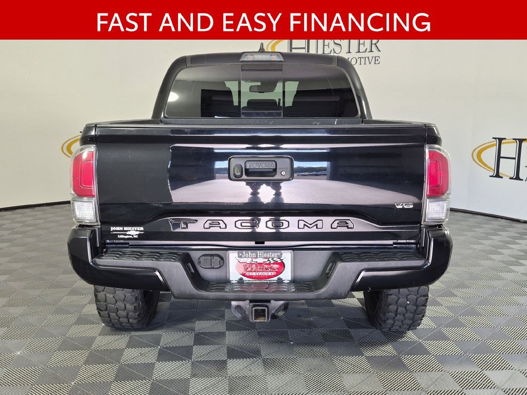 Used 2020 Toyota Tacoma TRD Sport AWD/4WD image 5