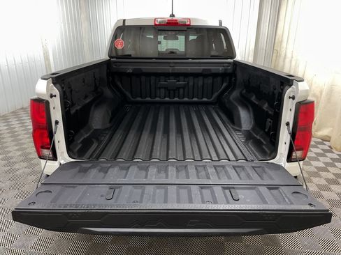 Certified 2023 Chevrolet Colorado Z71 w/ Z71 Convenience Package 2 AWD/4WD image 43