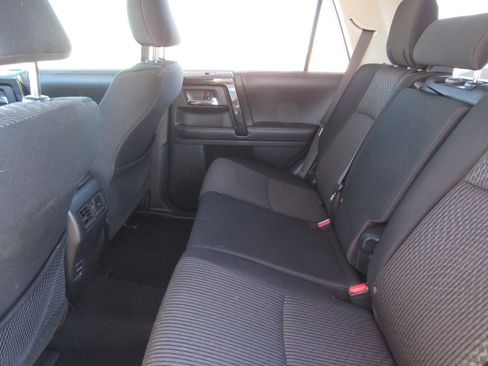 Used 2019 Toyota 4Runner TRD Off-Road image 14