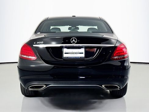 Used 2018 Mercedes-Benz C 300 Sedan image 4