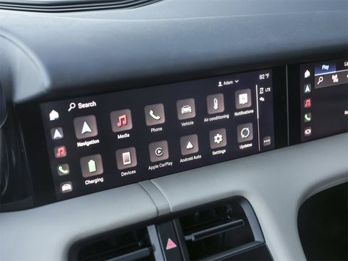 Certified 2024 Porsche Taycan 4S image 21