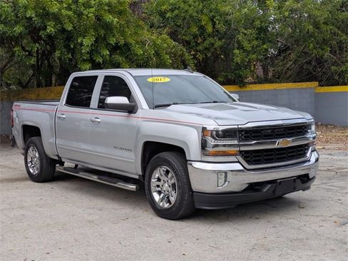 Used 2017 Chevrolet Silverado 1500 LT w/ All Star Edition image 3