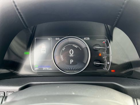 Used 2019 Lexus ES 300h w/ Luxury Package image 12